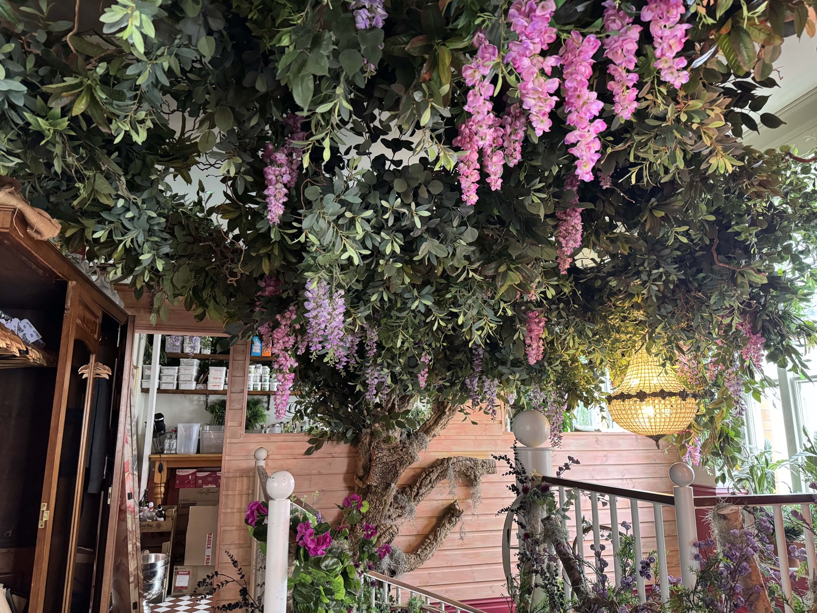 Artificial planting in a commercial venue